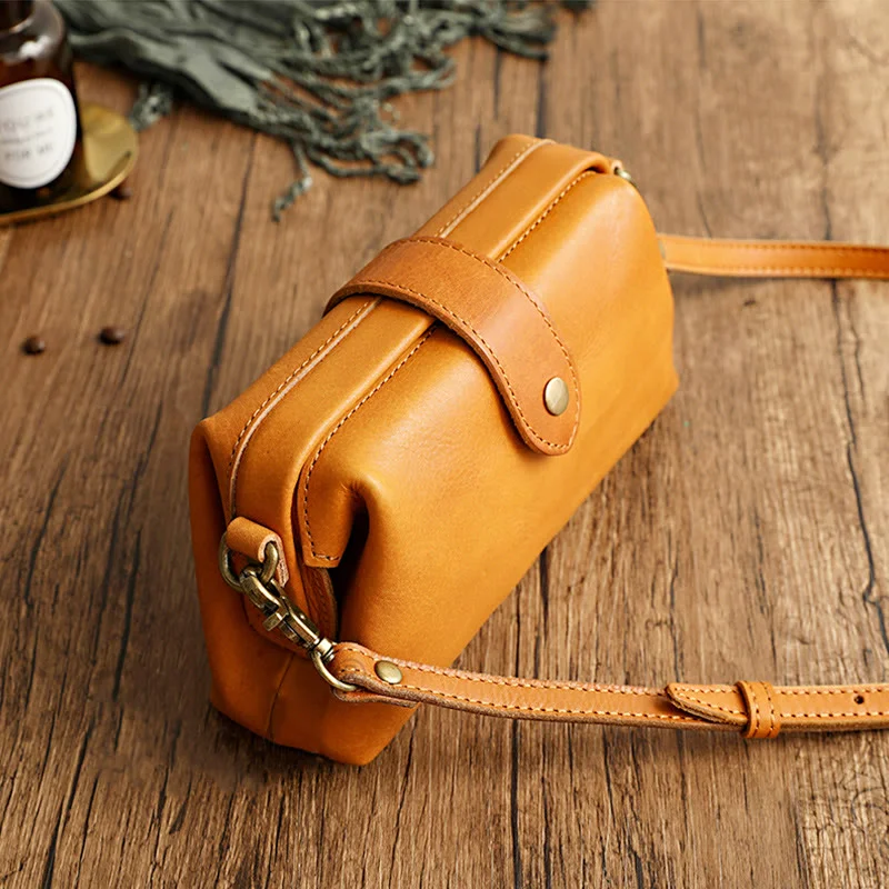 Retro Handmade Real Leather Phone Purse Handbags With Unique Opening