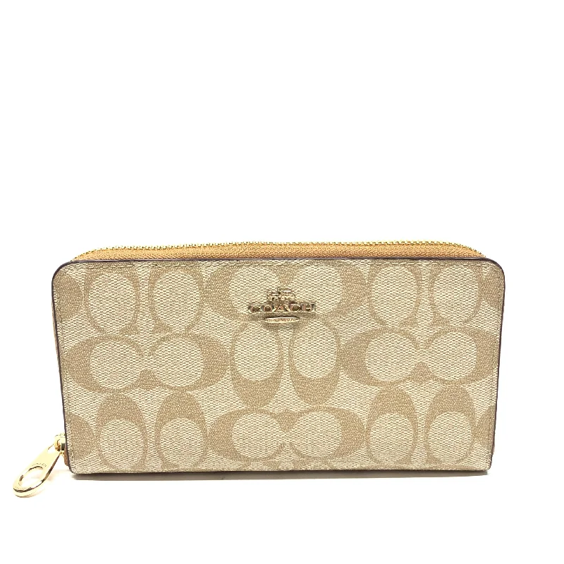 Wallet Designer By Coach, Size: Large