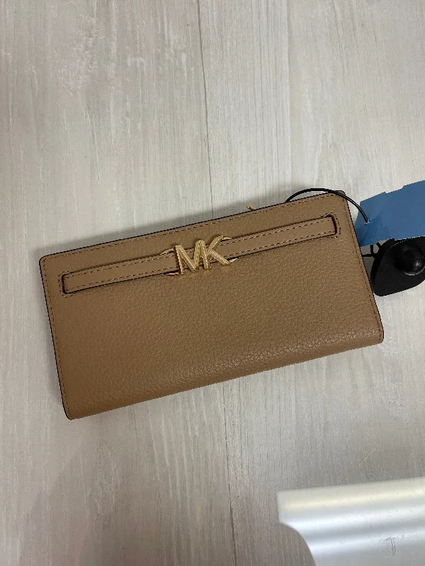 Wallet Designer By Michael Kors, Size: Medium